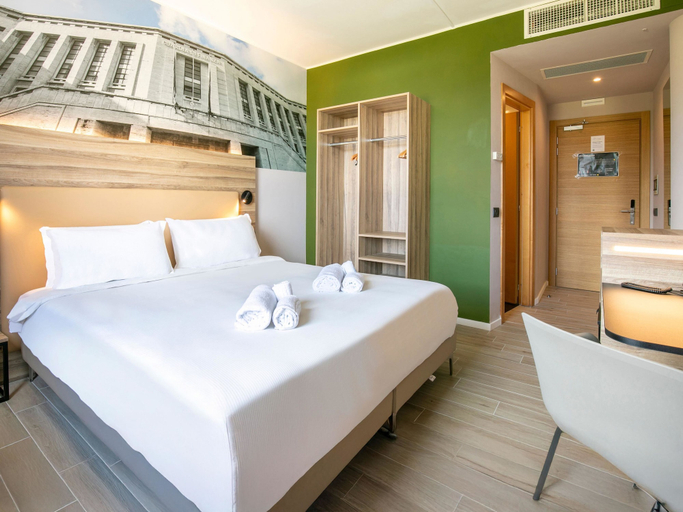 Bedroom 2, B&B HOTEL Latina, Latina