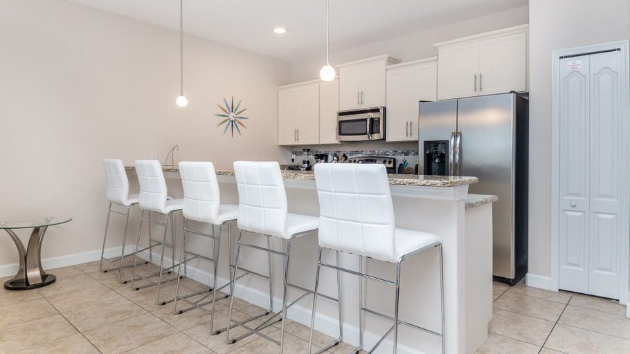 Interior 3, Bch3027, Osceola