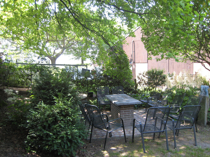 Others 1, Modern Comfort in a Central Spot, Eijsden