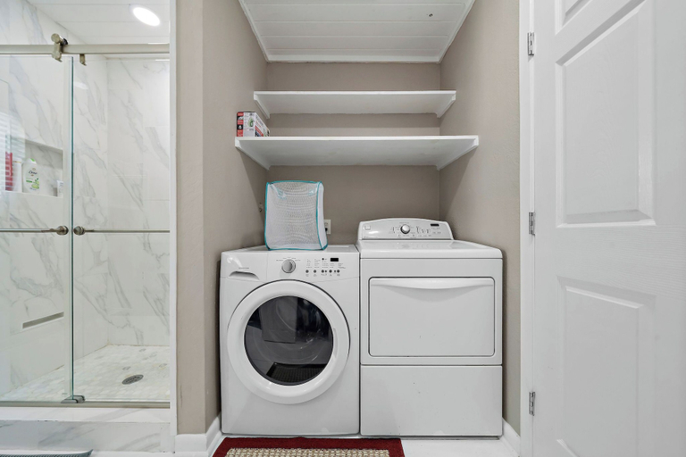 Bathroom, Parijatha by Ryson Vacation Rentals, Galveston