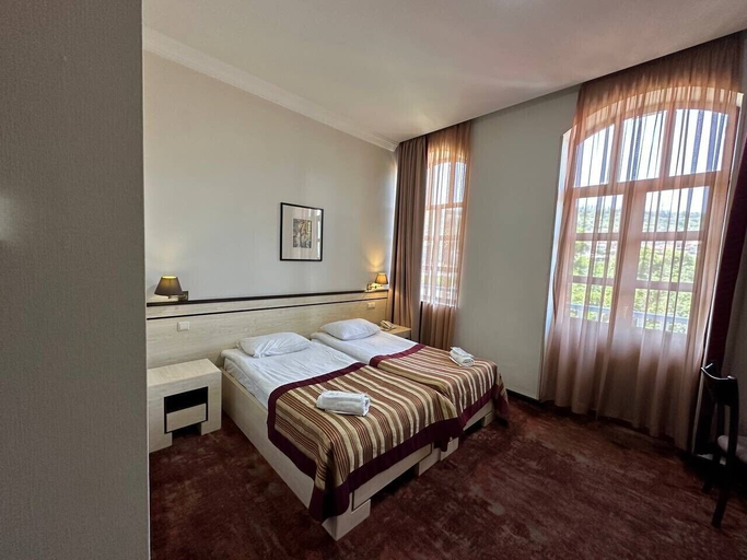 Room 4, hotel europe meidan, Tbilisi