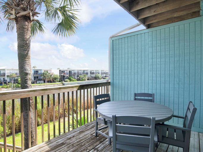 Primary image, Coconut's Beach House by Southern Vacation Rentals, Escambia
