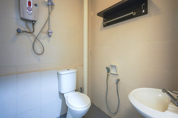 Bathroom 5, Hotel O Hotel Orchard Inn, Manjung