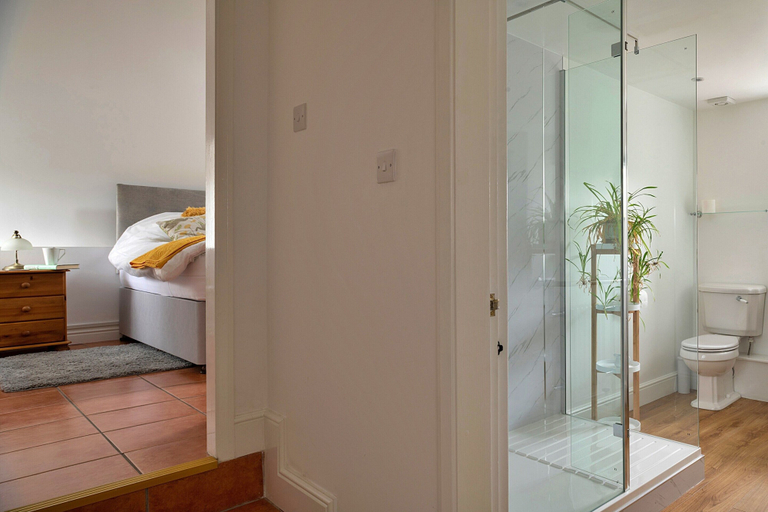 Bathroom 5, Cottage in North Wales With Hot Tub & Views, Denbighshire
