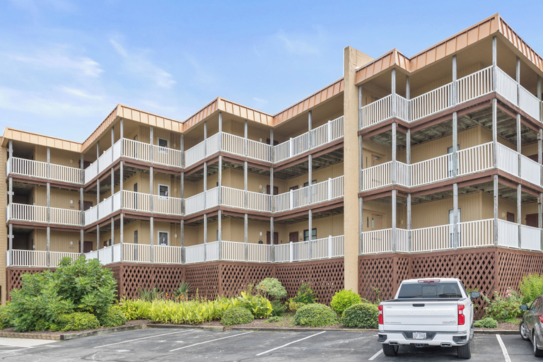 Exterior & Views 2, A Wave From It All by Topsail Realty, Onslow