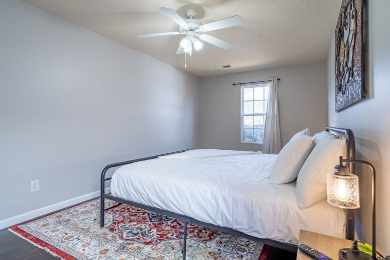 Interior 5, 106 Middlebrook Dr, Cartersville, Bartow