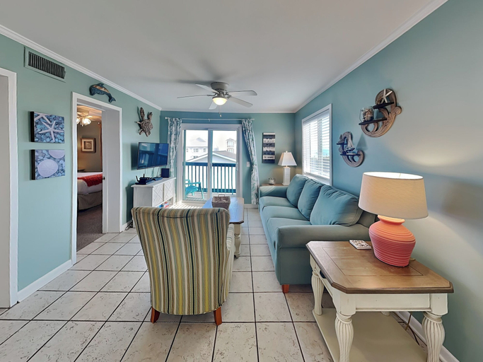 Primary image, Pam's Paradise, New Hanover