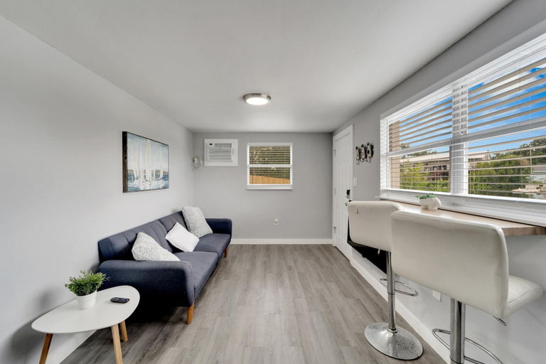 Primary image 1, 8818 Rocky Creek Drive, Unit B, Hillsborough