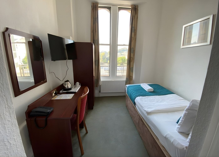 Bedroom 3, Tor Park Hotel, Torbay