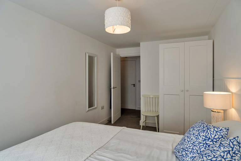 Room 5, Charming Retreat in Cornwall Near Bude Beaches, Cornwall