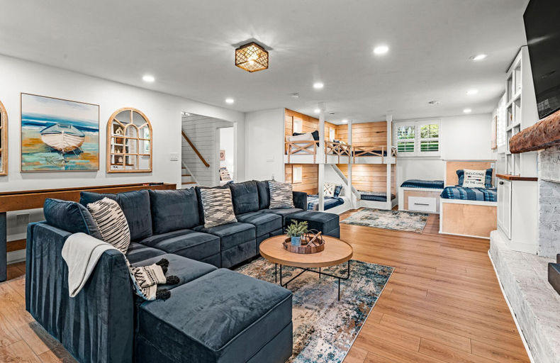 Interior 3, Lakefront Living, Iredell