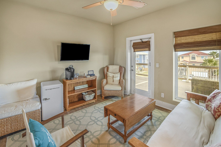 Interior 1, Gone Coastal - Ocean Views!, Nueces