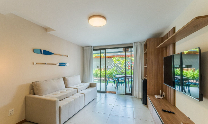 Living area 3, Apt in Condo w/ Pool 350m From the Beach Pll0004, Camaçari