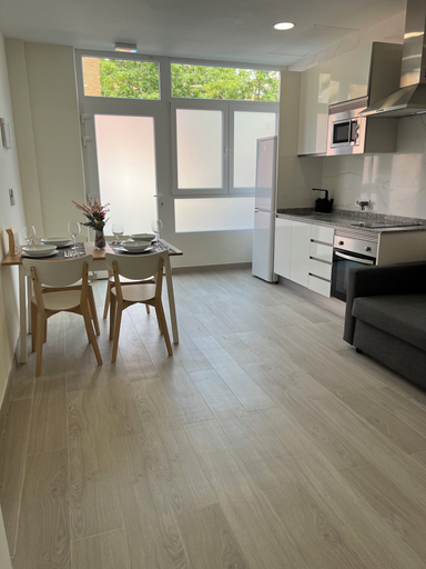 Private kitchen 3, Apartamento cómodo cerca del Puerto, Valencia
