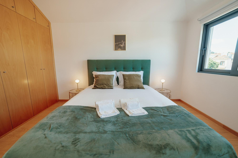 Bedroom 3, Modern Stylish Apartment III by Vacationy, Porto