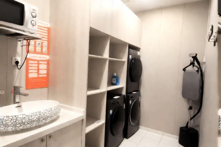 Bathroom 4, Guijing Business Hotel, Beijing