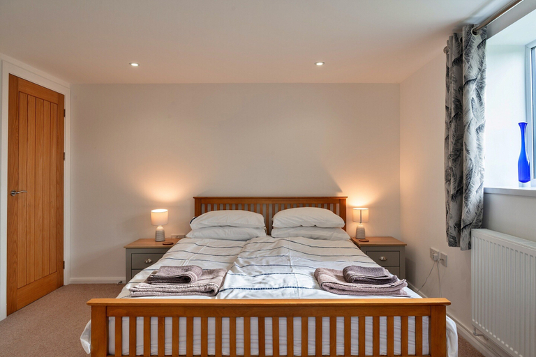 Room 3, Charming Retreat at Prowses Farm, No Deposit, Somerset