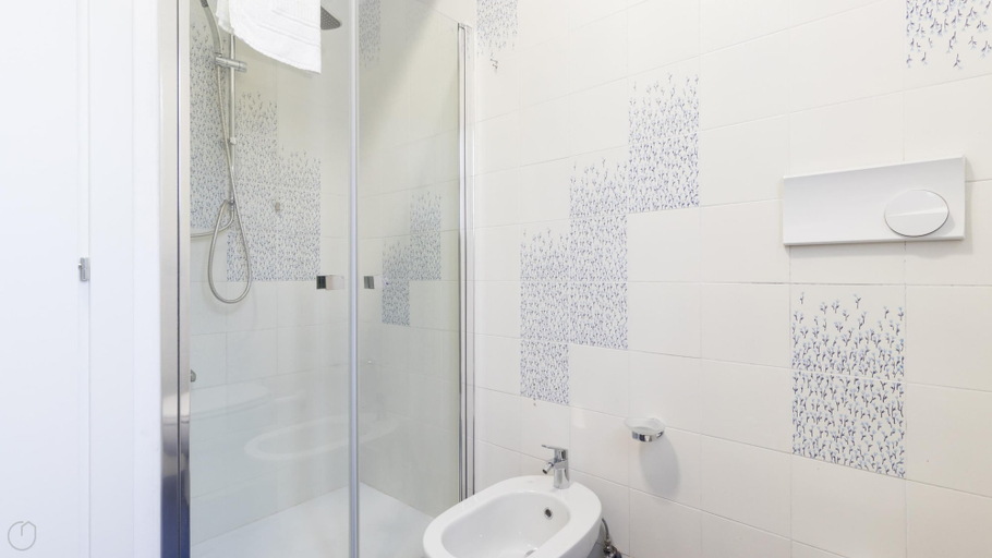 Others 2, Il Borgo Apartments A4 - Sv-d600-bove3d1a, Savona