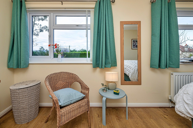Room 3, Bungalow in Dyserth With Hot Tub & Waterfall, Denbighshire
