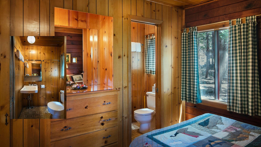 Bathroom, Lockwood Lodge, Mariposa