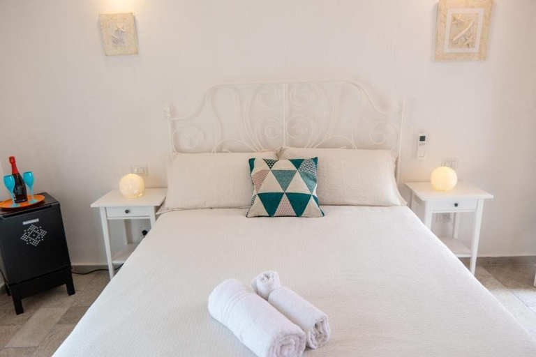Room 4, Almasarda, Olbia-Tempio