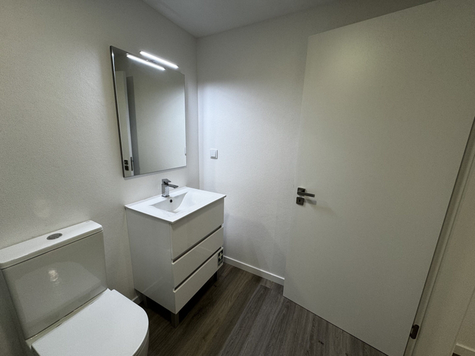 Bathroom 4, Hiking & Ocean, Calheta