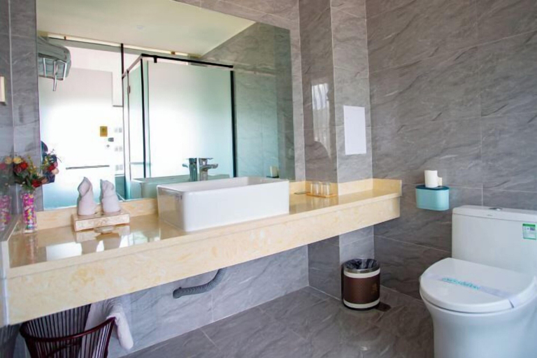 Bathroom, Hengsen Hotel, Lijiang