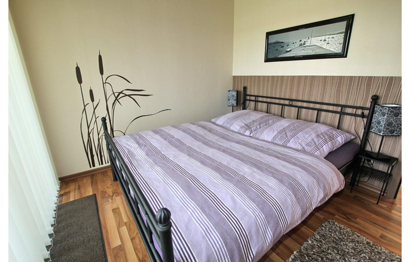 Room 5, Ruhig Gelegener Bungalow in Strandnaehe in Dornumersiel, Aurich