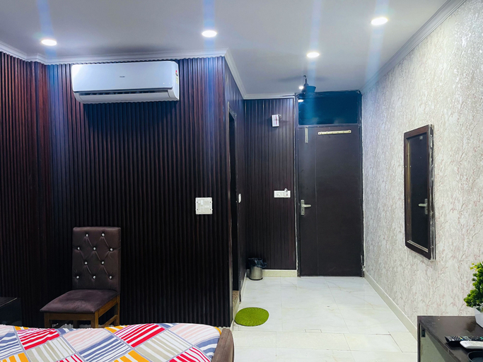Exterior, Roomshala Hotel Tom & Jerry, Delhi