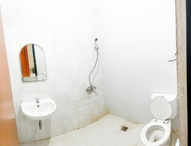Bathroom 3, Hotel Posters, Bandung