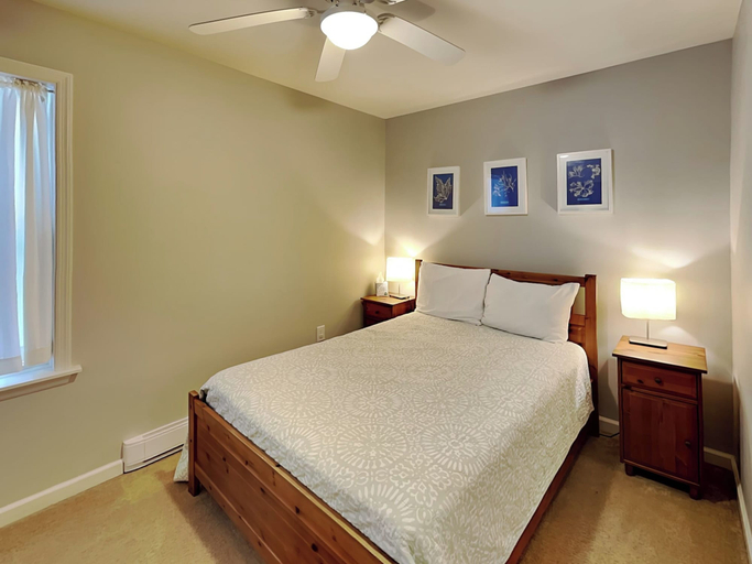 Bedroom 2, The Hideaway House, Garrett