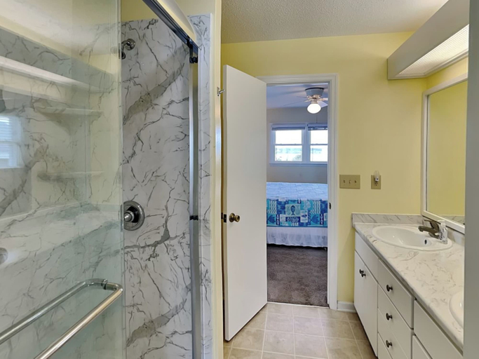 Bathroom 3, Happy Days by Topsail Realty, Pender