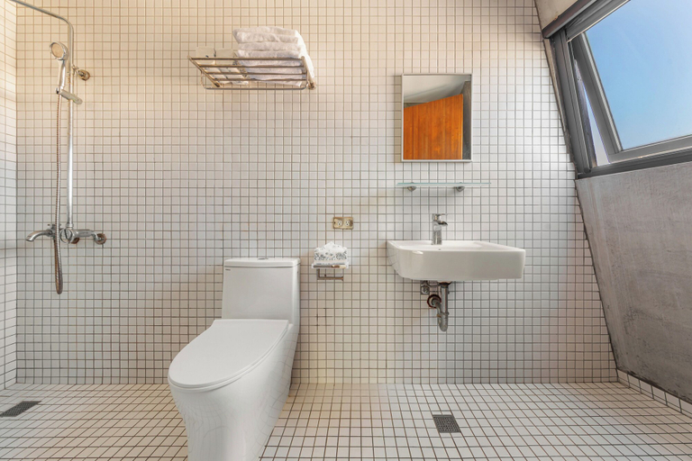 Bathroom 3, Huyan Museum BnB - Concrete Design, Pingtung