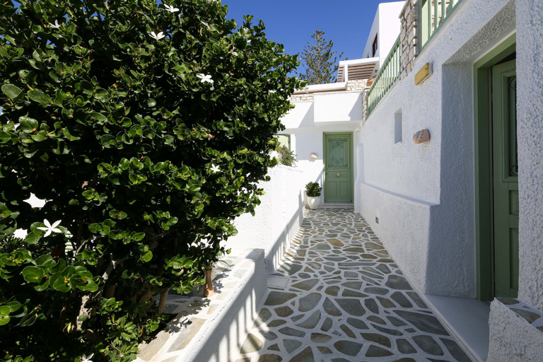 Exterior & Views 2, Villa Isabella Studios & Suites, South Aegean
