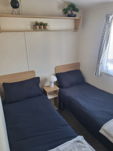Room 5, Trecco Bay Porthcawl 2-bed Caravan, Sleeps 6, Bridgend