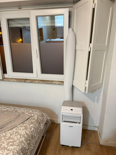Room 4, Ground Floor Studio for 2 PAX, Lisbon