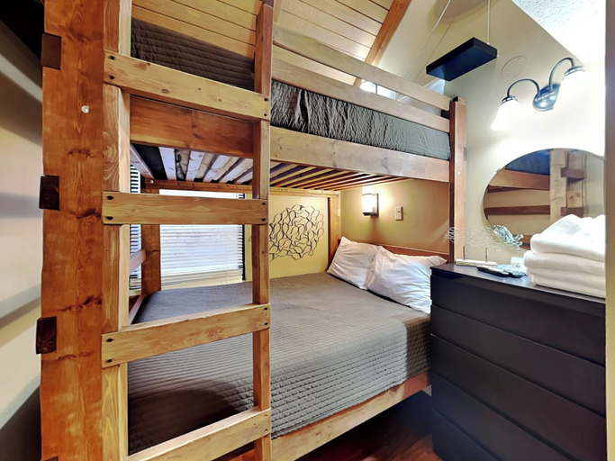 Bedroom 4, Loft of Luxury by Taylor Made Deep Creek, Garrett
