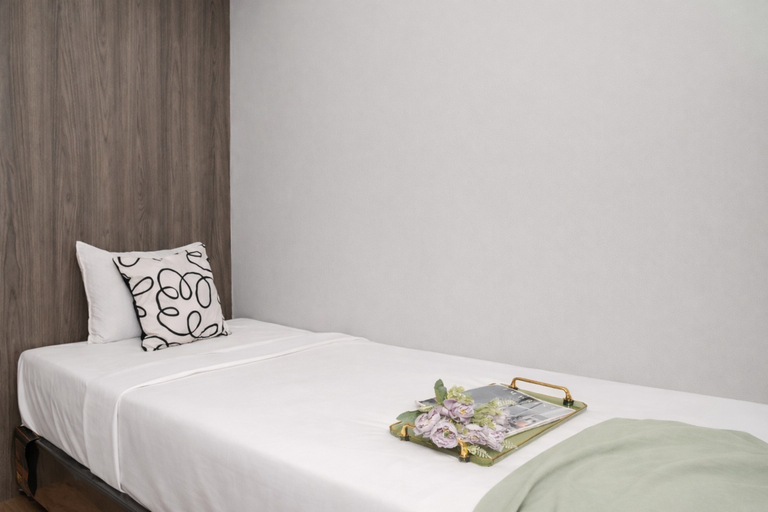 Bedroom 4, Homey and Restful 2BR at Apartment Green Bay Pluit By Travelio, Jakarta Utara