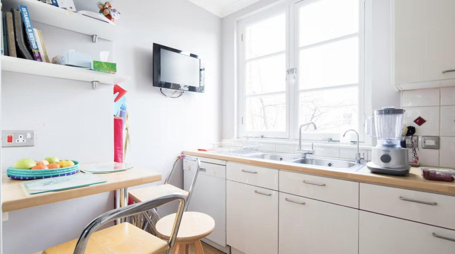 Private kitchen 5, Nothing Hill Lux Flat, London