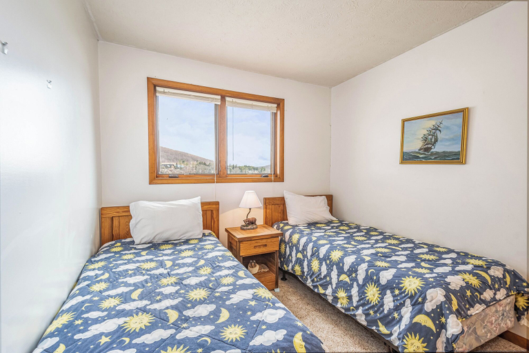 Bedroom 3, Ski Harbor 16 by Taylor Made Deep Creek, Garrett