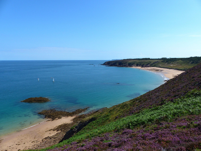 View from property 5, Terraced Country House near Sea, Côtes-d'Armor