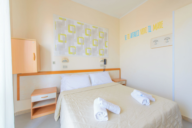 Bedroom 3, Hotel Nuova Medusa, Rimini