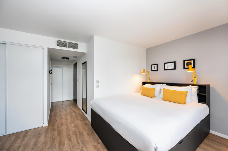Bedroom 3, Staycity Aparthotels Near Disneyland Paris, Seine-et-Marne