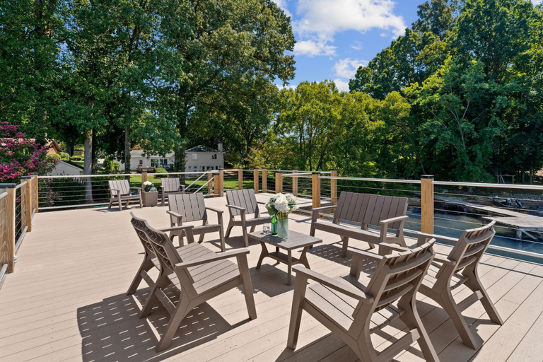 Interior 5, Lakefront Living, Iredell