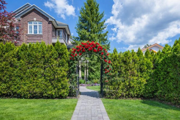 Exterior 5, Vancouver Red House, Greater Vancouver