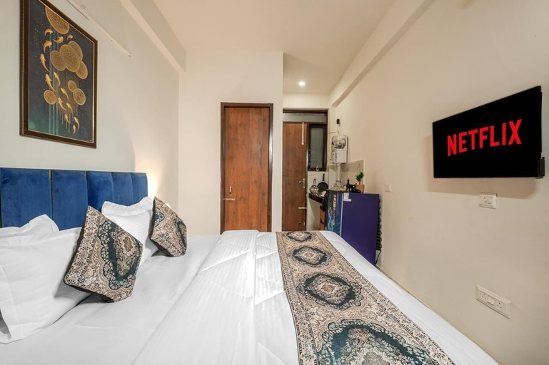 Room 4, COZY COVE, Sahibzada Ajit Singh Nagar