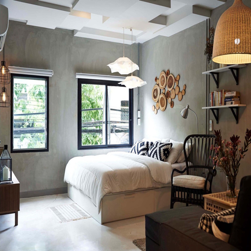 Room 4, Executive Elegance Luxe Suite for Travelers, Khlong San