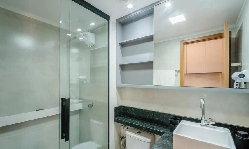 Bathroom 3, ONE - Studios in Piata, 230m From the Beach, Salvador