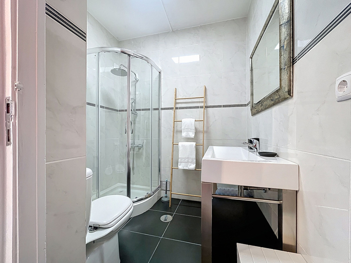 Room 3, Richelieu Apartment by Atlantic Holiday, Machico