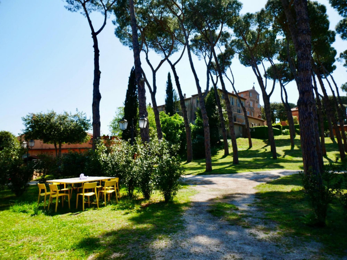 Others 4, Castello del Duca - Visconte Family Suite, Rome